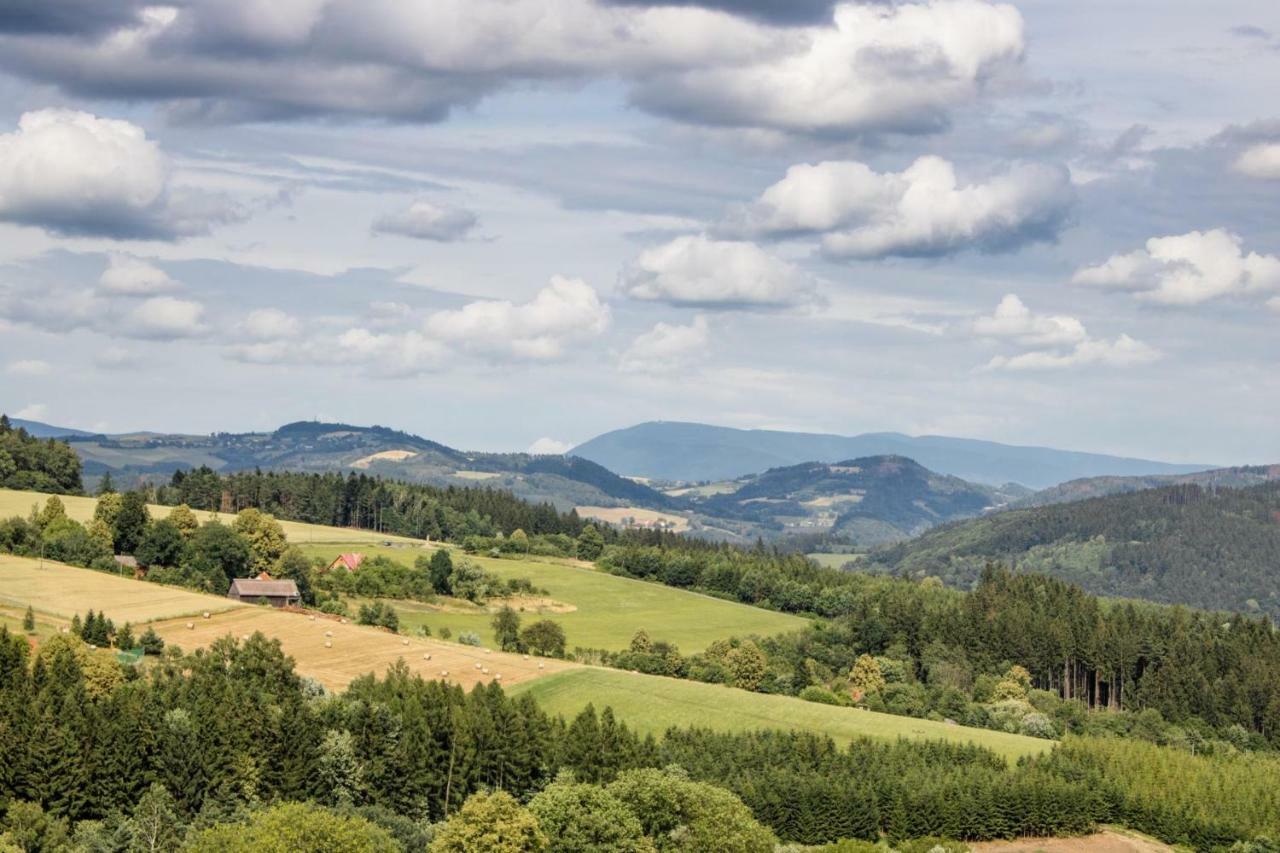 Ubytovani Na Przenskych Pasekach Mikuluvka Buitenkant foto